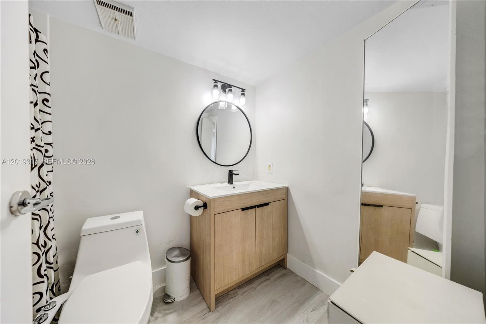 7601 E Treasure Dr # 923, North Bay Village FL 33141 — 28
