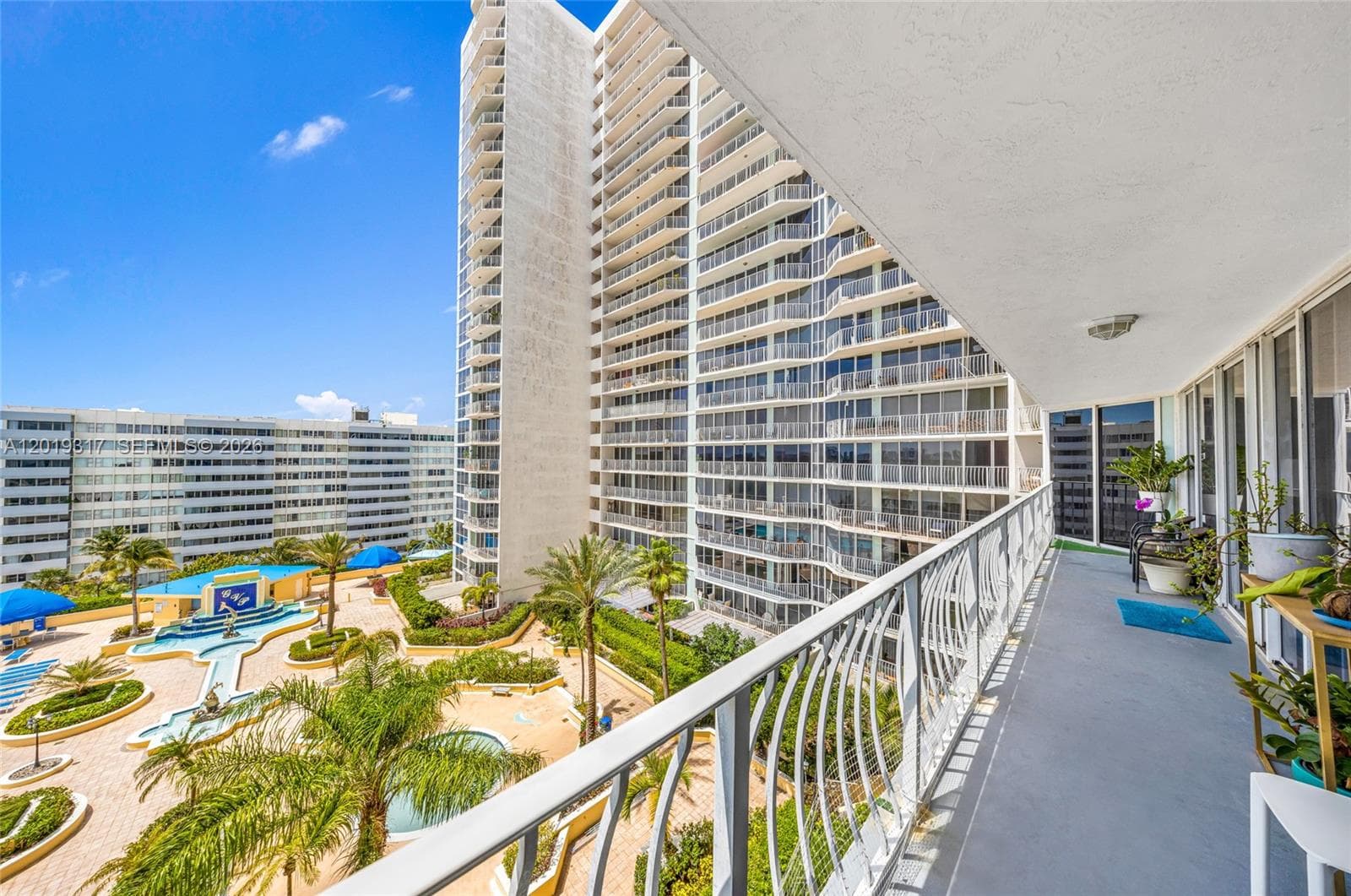 7601 E Treasure Dr # 923, North Bay Village FL 33141 — 18