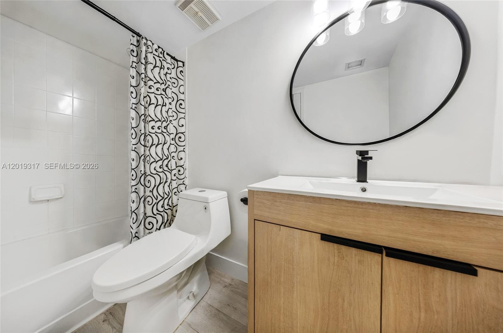 7601 E Treasure Dr # 923, North Bay Village FL 33141 — 29