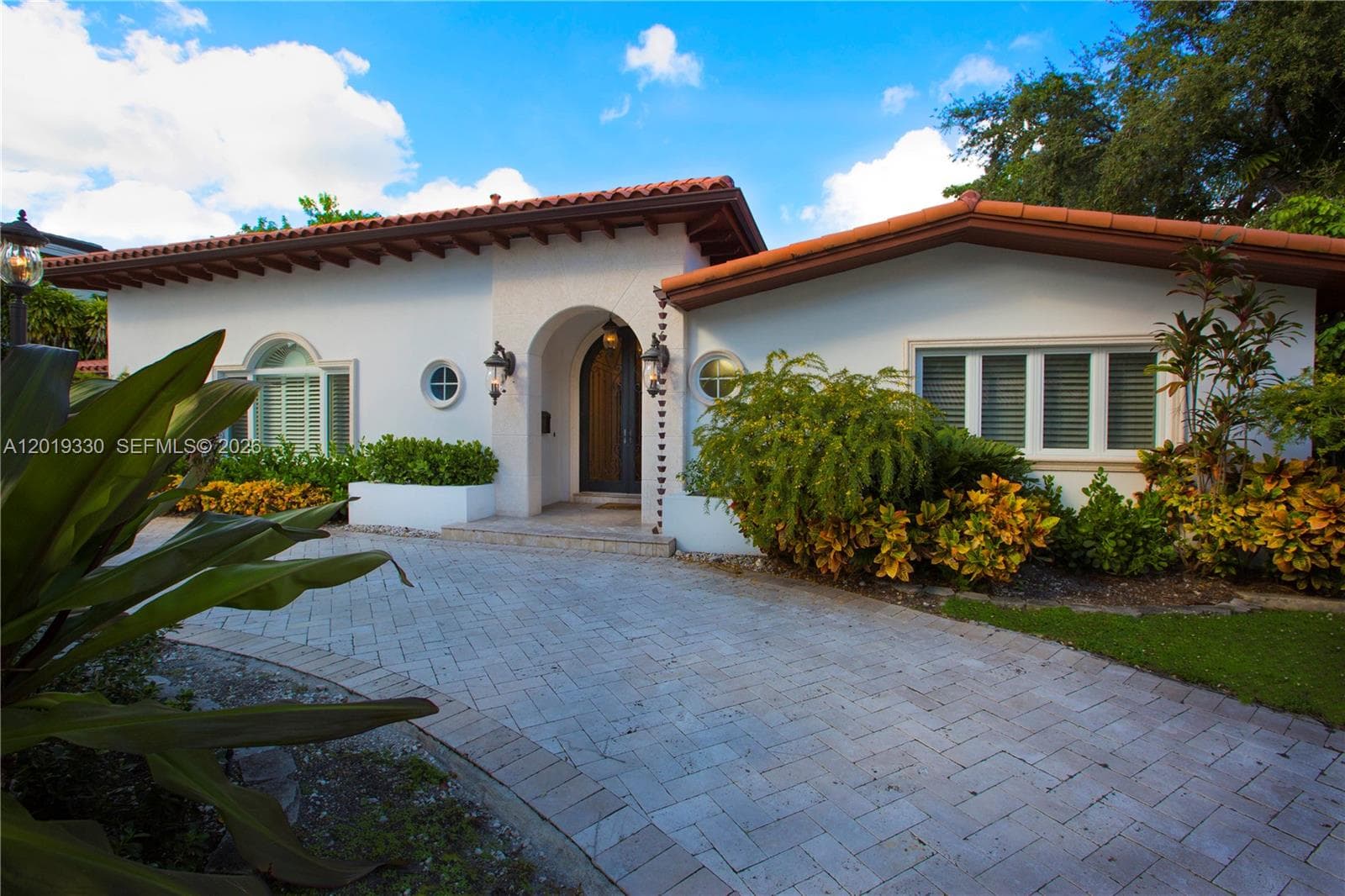 125 W Sunrise Ave, Coral Gables FL 33133 — 2