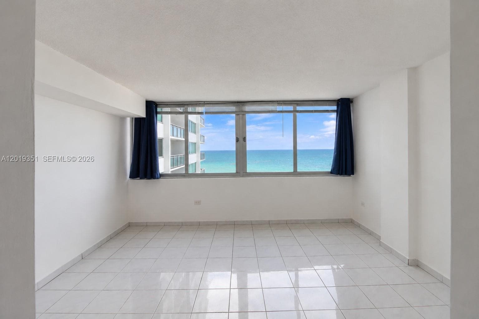 7135 Collins Ave # 912, Miami Beach FL 33141 — 19