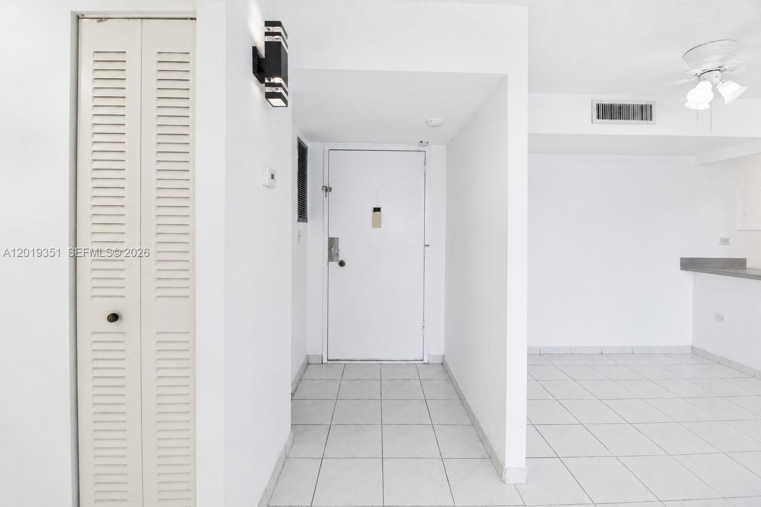 7135 Collins Ave # 912, Miami Beach FL 33141 — 8