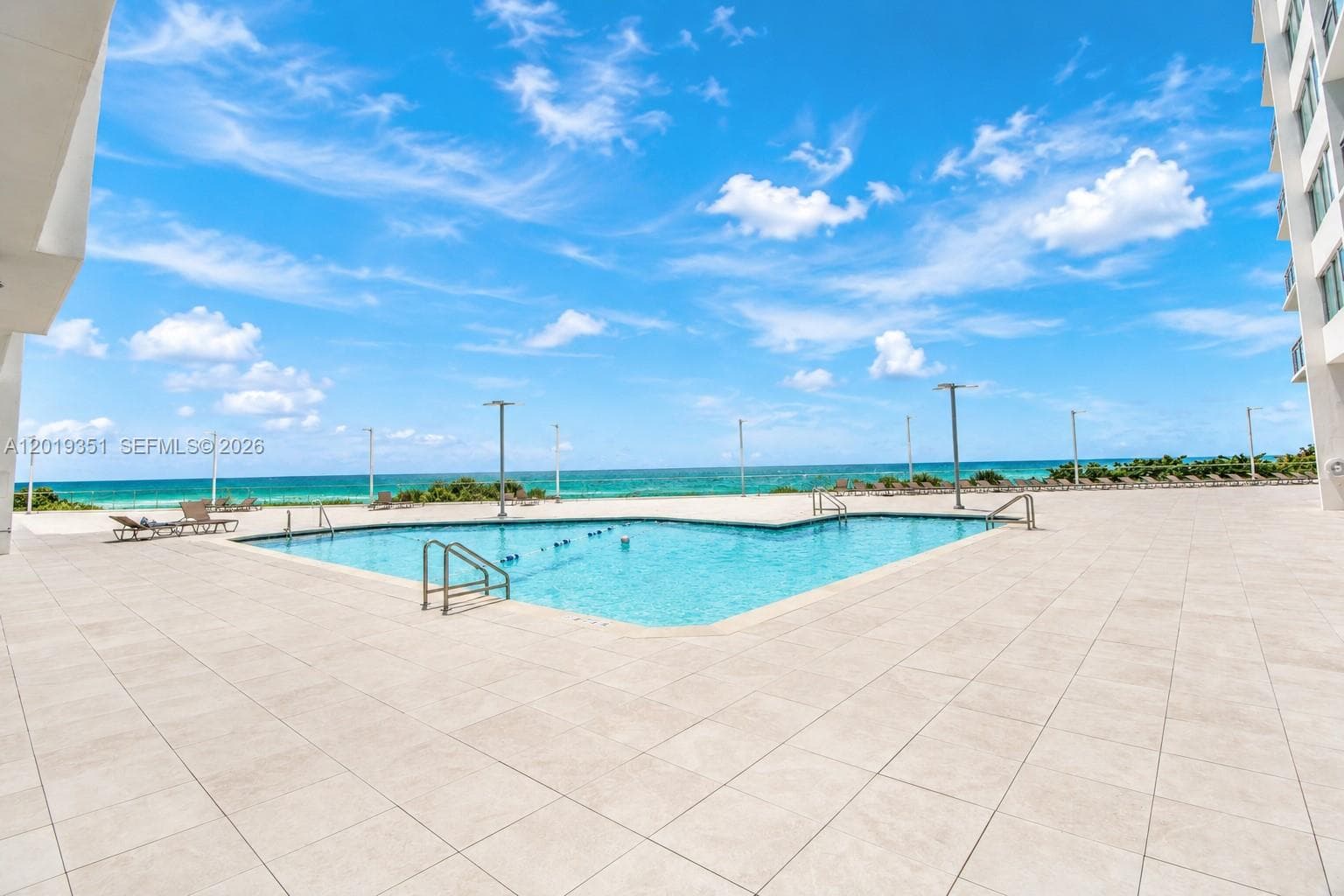 7135 Collins Ave # 912, Miami Beach FL 33141 — 25