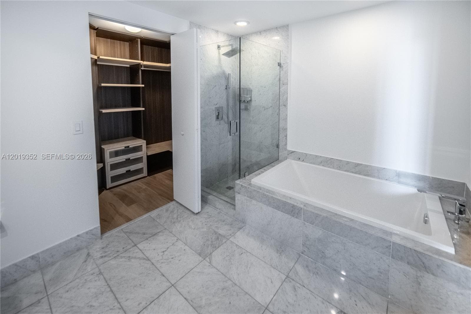 801 S Miami Ave # 3905, Miami FL 33130 — 13