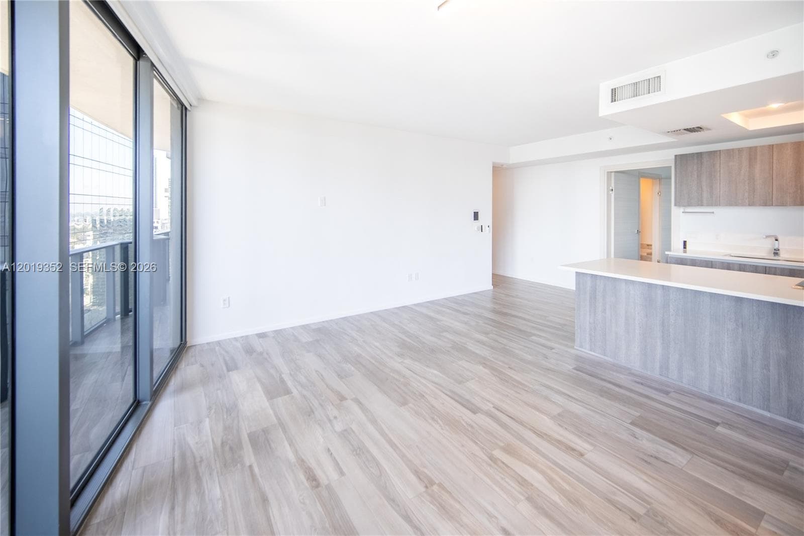 801 S Miami Ave # 3905, Miami FL 33130 — 7