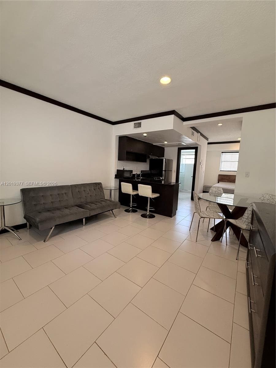 1545 Drexel Ave # 422, Miami Beach FL 33139 — 3