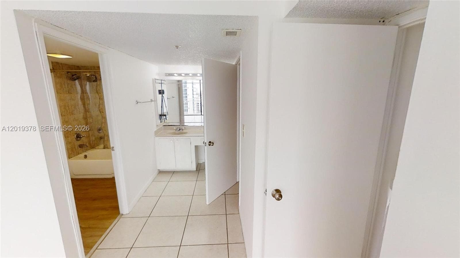 210 174th St # 1918, Sunny Isles Beach FL 33160 — 22