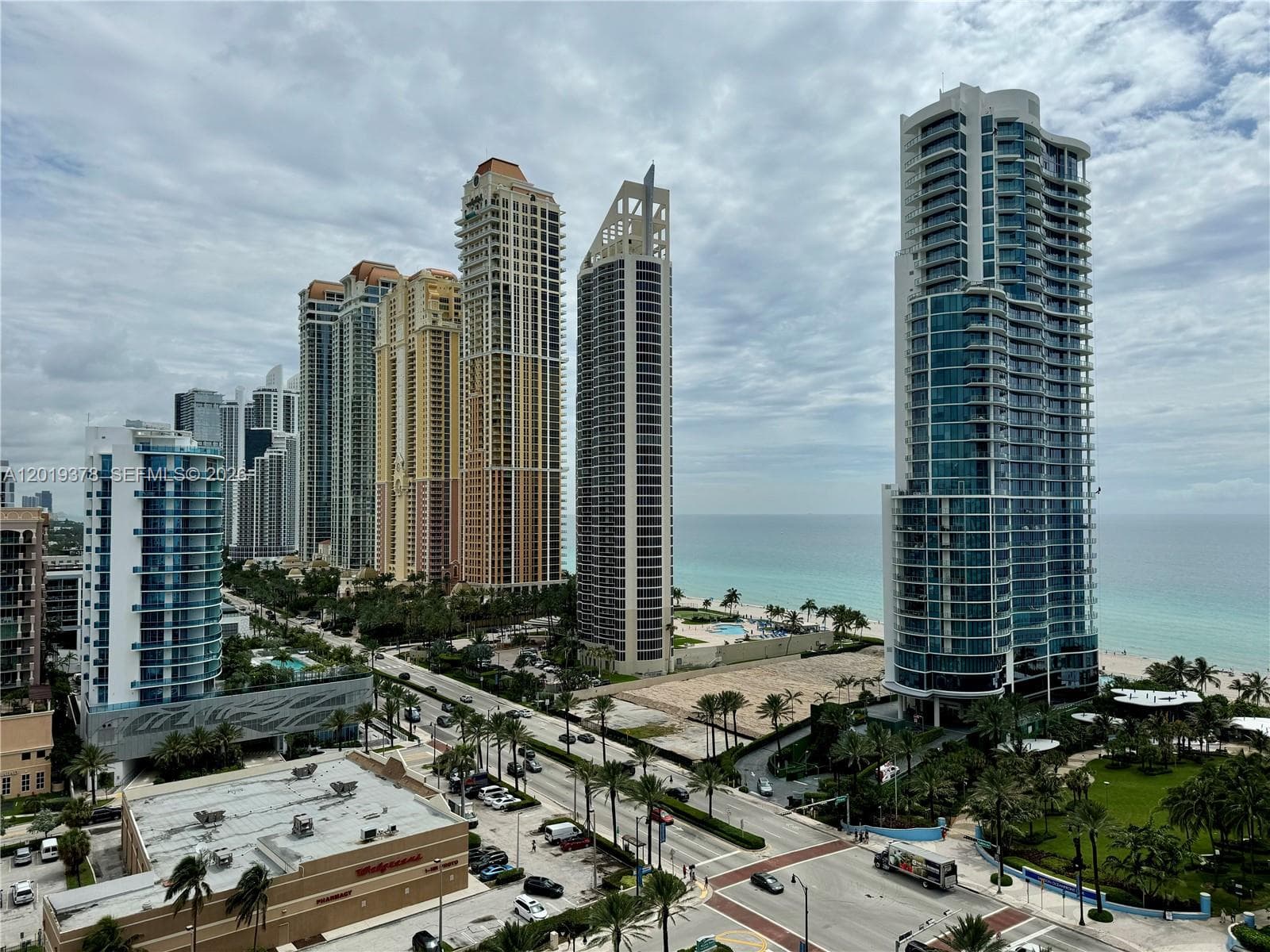210 174th St # 1918, Sunny Isles Beach FL 33160 — 28
