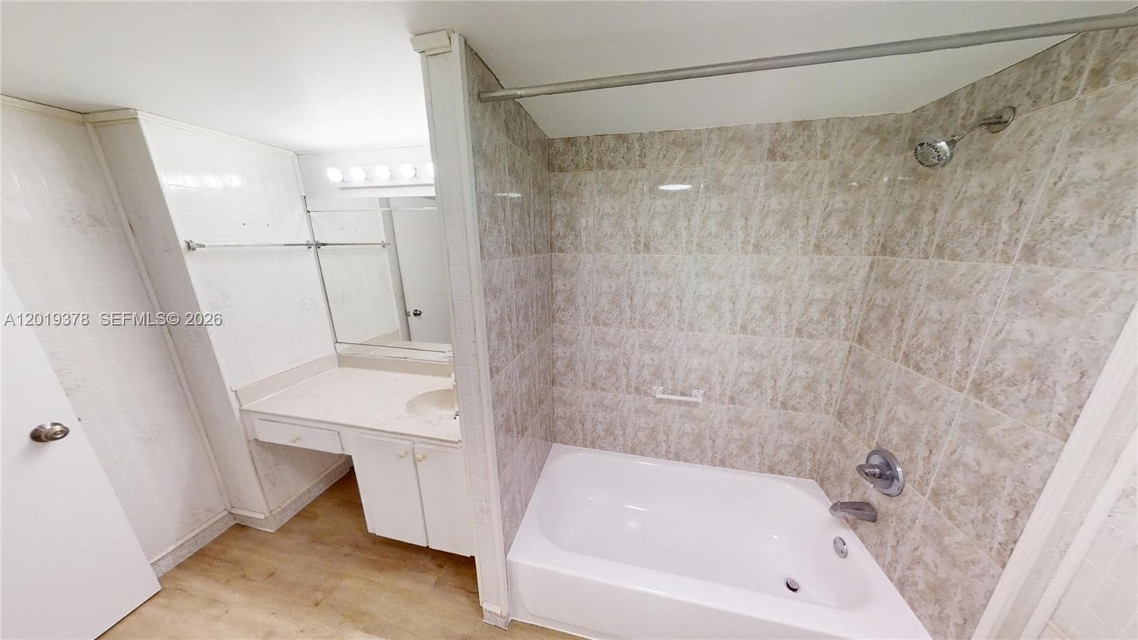 210 174th St # 1918, Sunny Isles Beach FL 33160 — 15