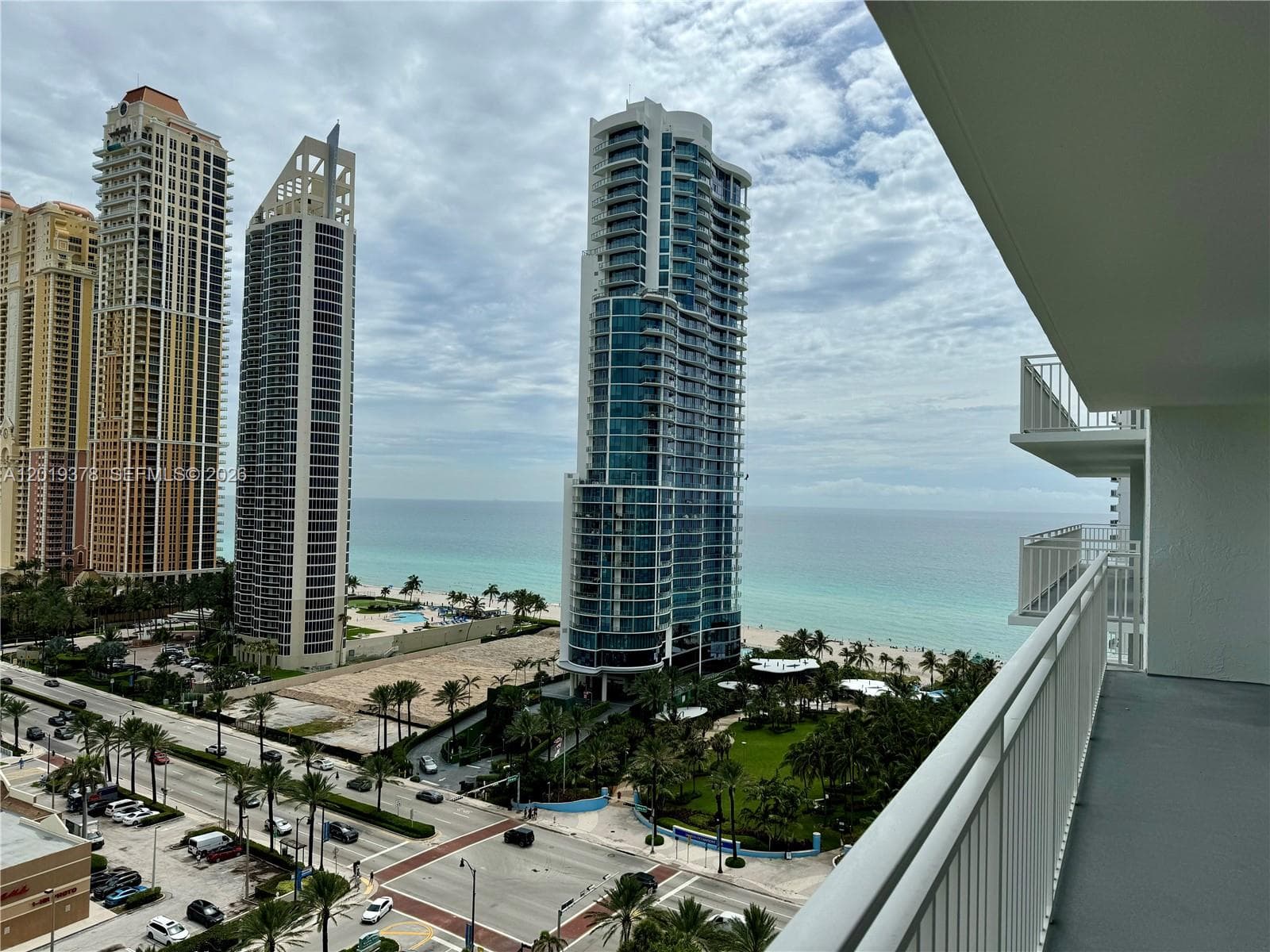 210 174th St # 1918, Sunny Isles Beach FL 33160 — 29