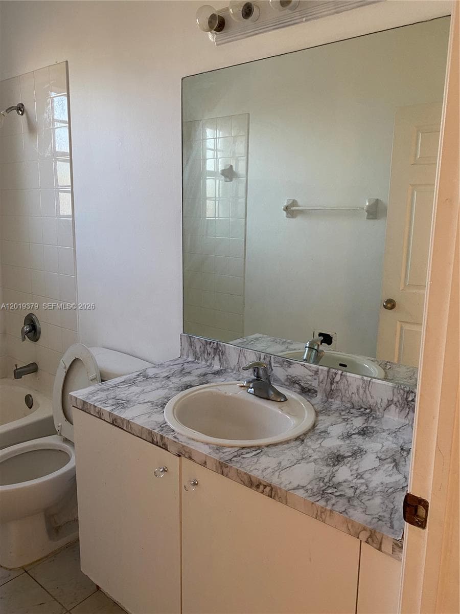 3355 NE 13 Cir Dr. # 28, Homestead FL 33033 — 4