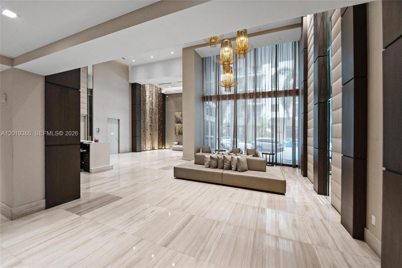 1010 SW 2nd Ave # 1709, Miami FL 33130 — 3