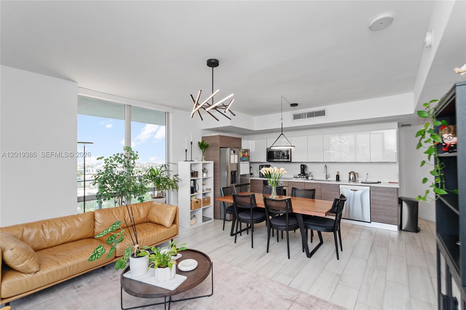 1010 SW 2nd Ave # 1709, Miami FL 33130 — 20