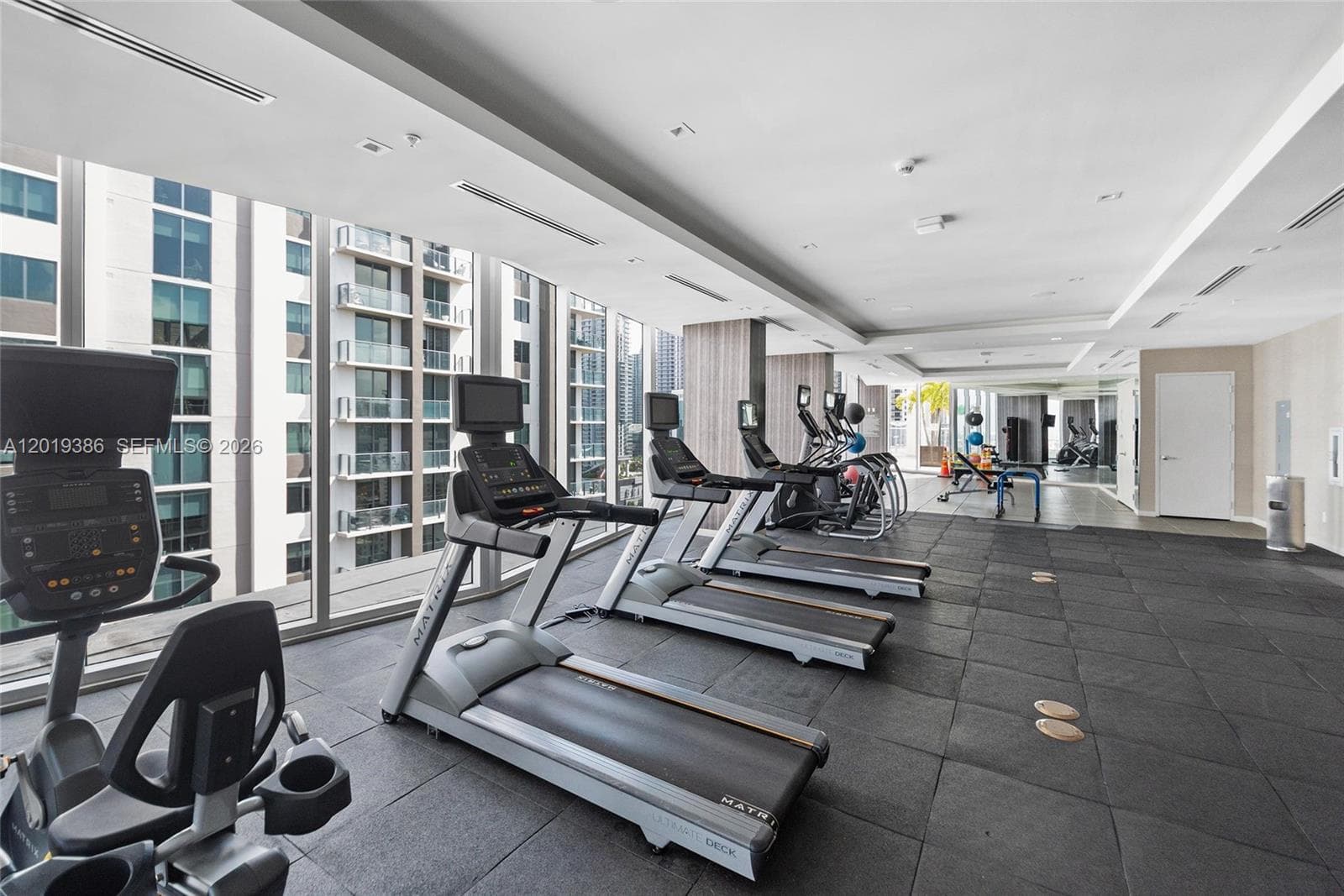 1010 SW 2nd Ave # 1709, Miami FL 33130 — 30