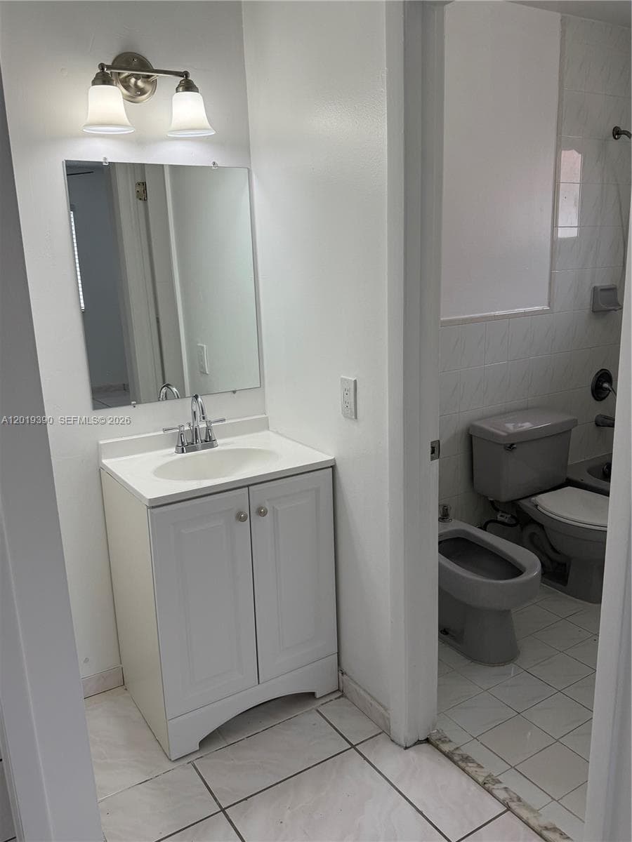 10101 W Okeechobee Rd # 9202, Hialeah Gardens FL 33016 — 26