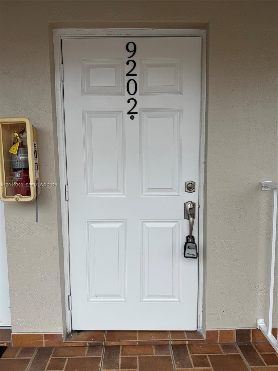10101 W Okeechobee Rd # 9202, Hialeah Gardens FL 33016 — 4
