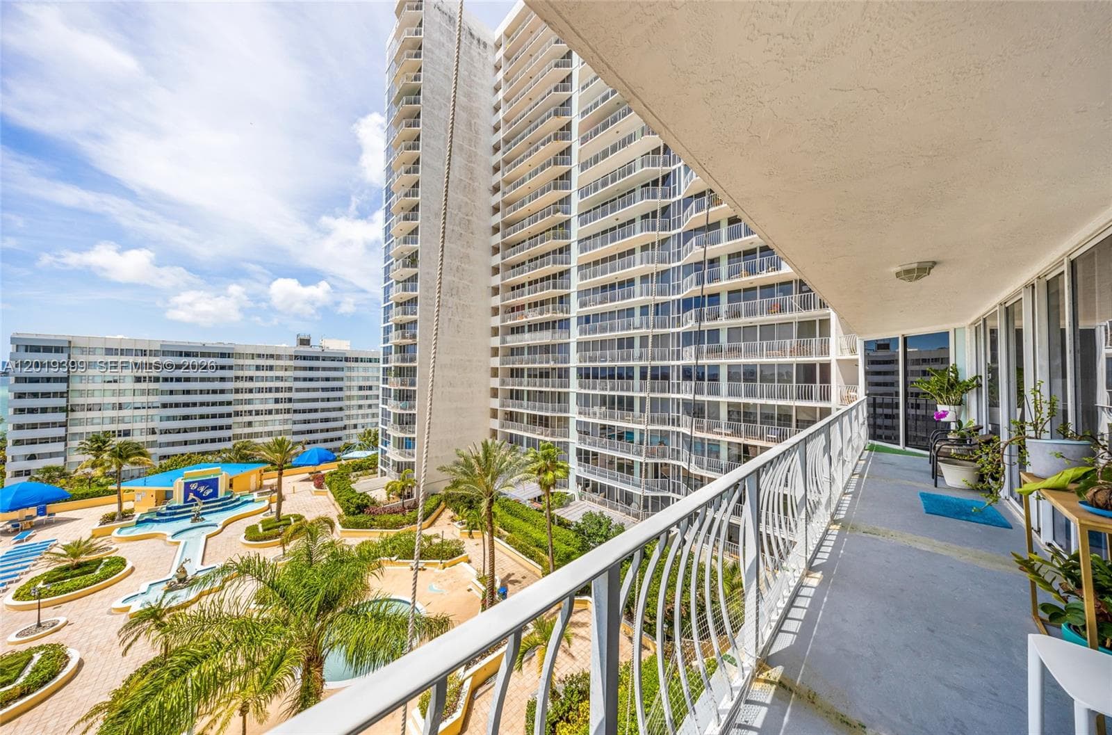 7601 E Treasure Dr # 923, North Bay Village FL 33141 — 18