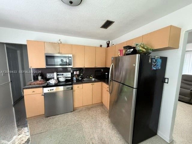 9385-9387 SW 37th St, Miami FL 33165 — 3