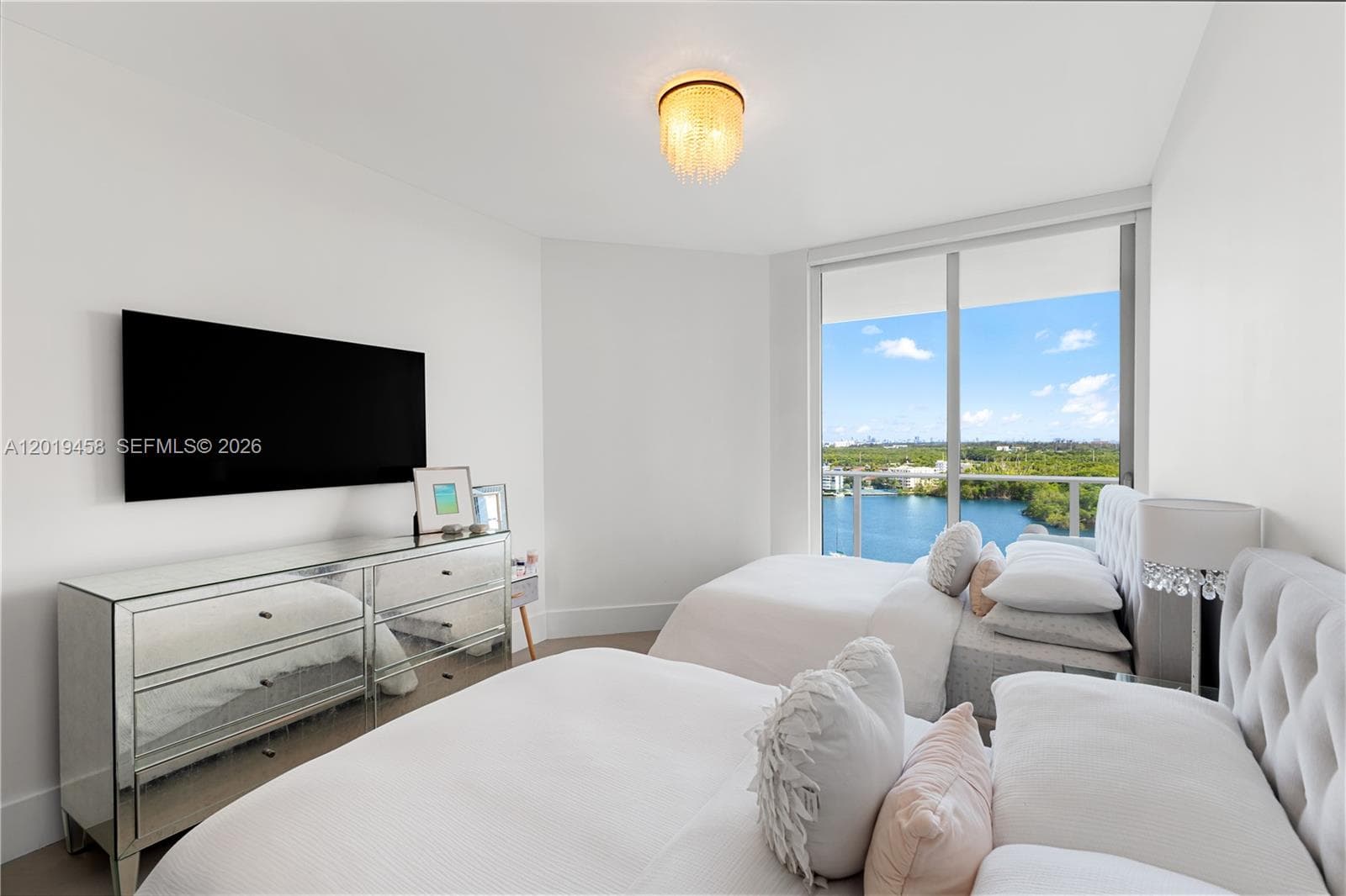 17111 Biscayne Blvd # 1406, North Miami Beach FL 33160 — 20