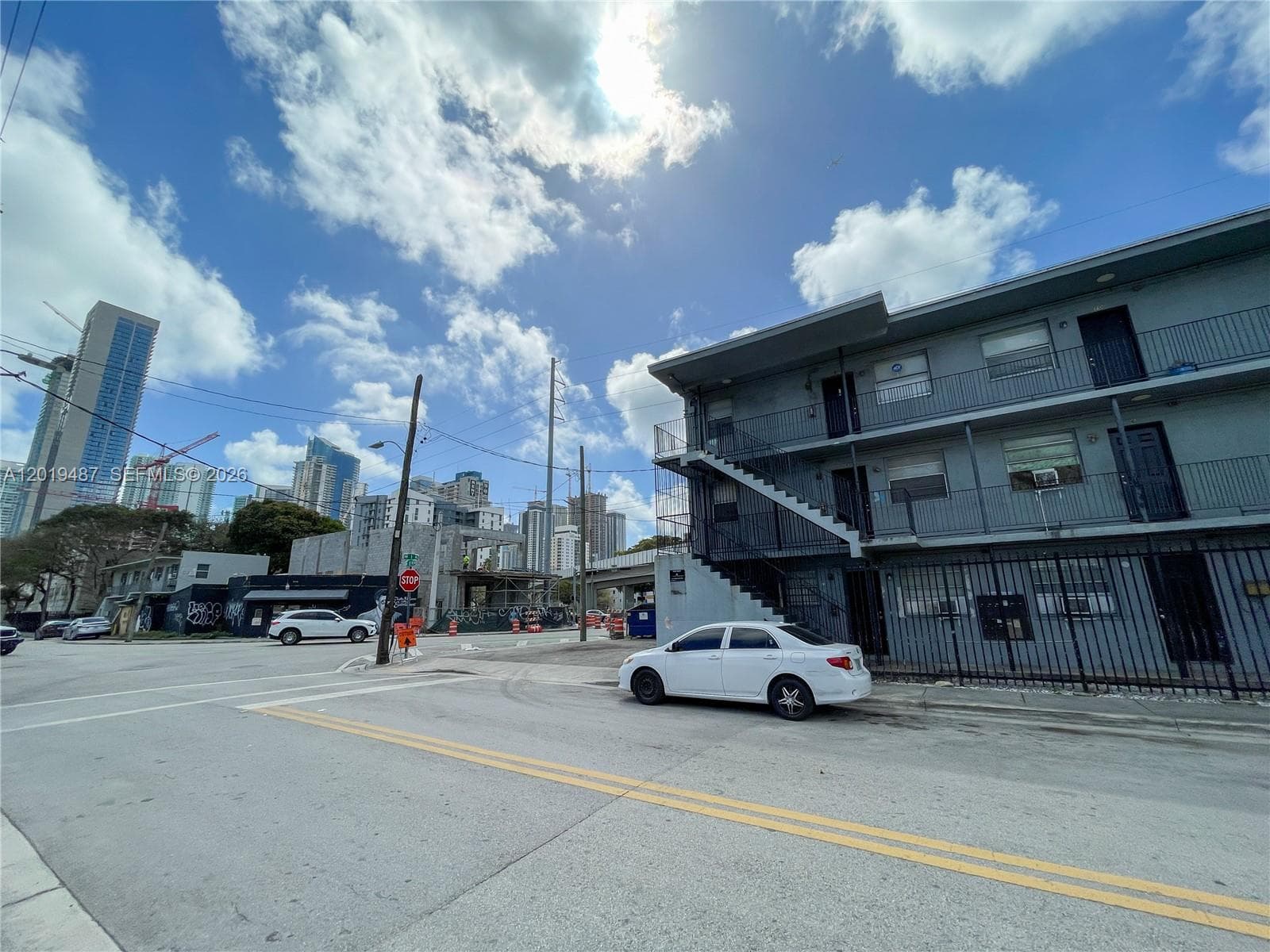 220 NW 11th Ter, Miami FL 33136 — 6