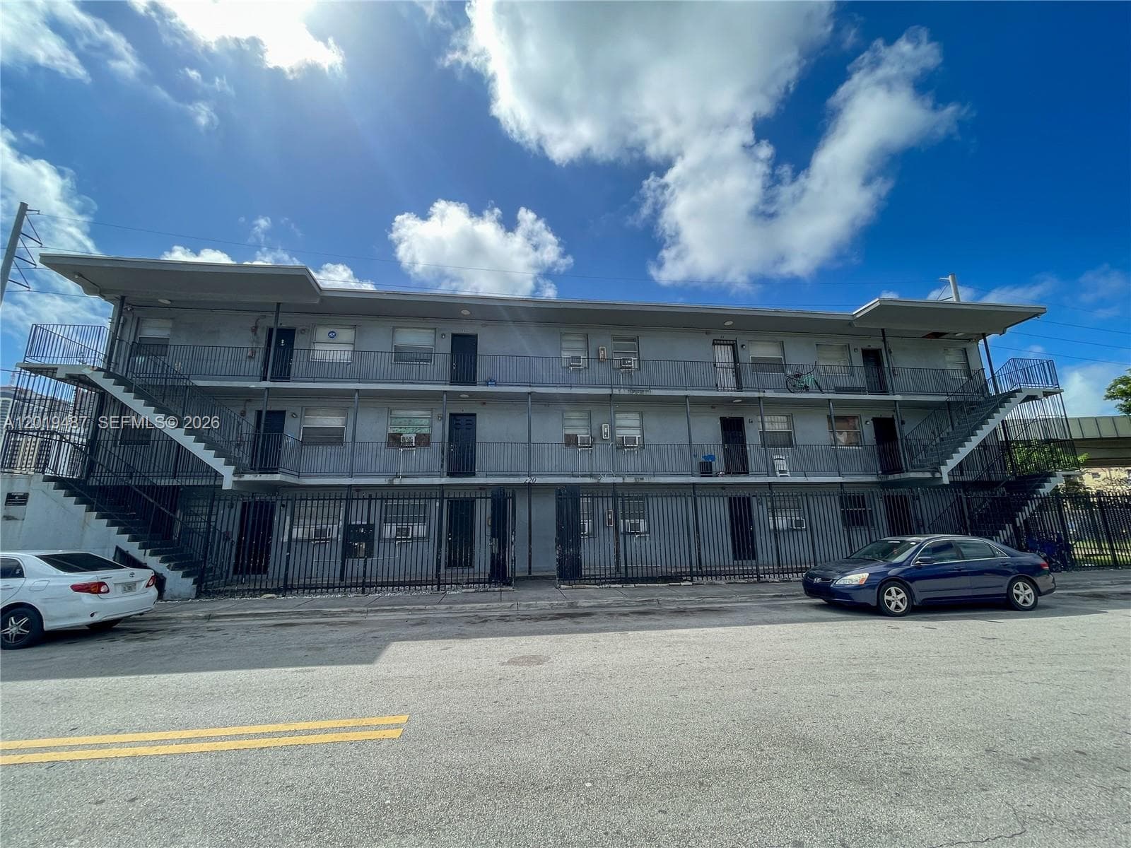 220 NW 11th Ter, Miami FL 33136 — 5