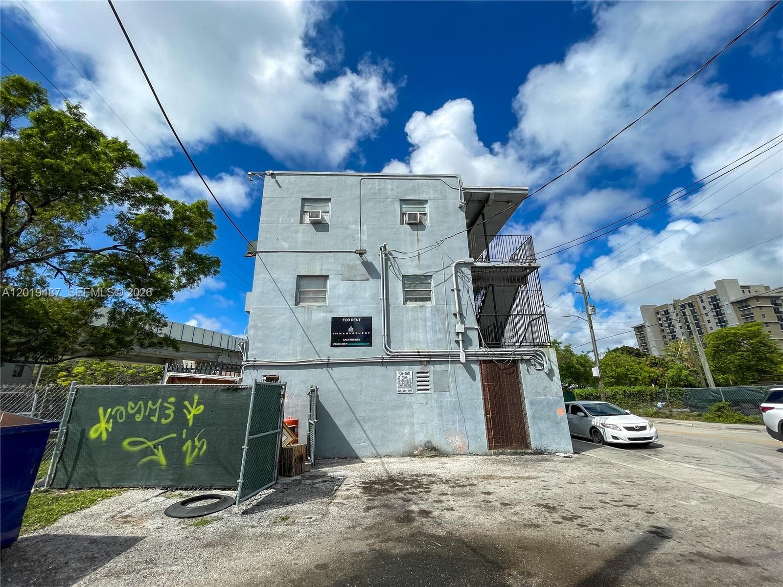 220 NW 11th Ter, Miami FL 33136 — 8