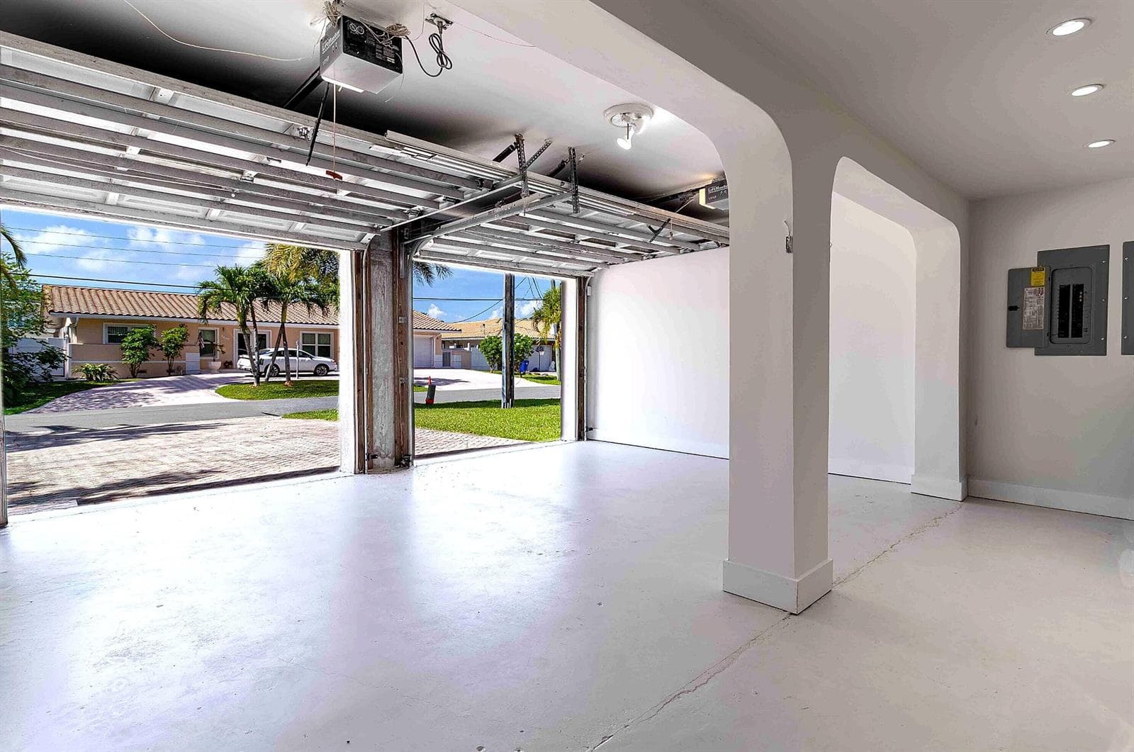 3341 NE 170th Street, North Miami Beach FL 33160 — 42