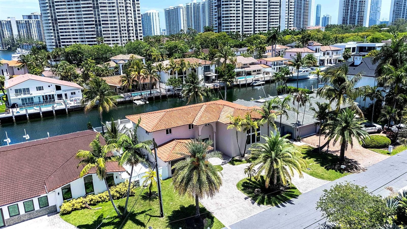 3341 NE 170th Street, North Miami Beach FL 33160 — 53