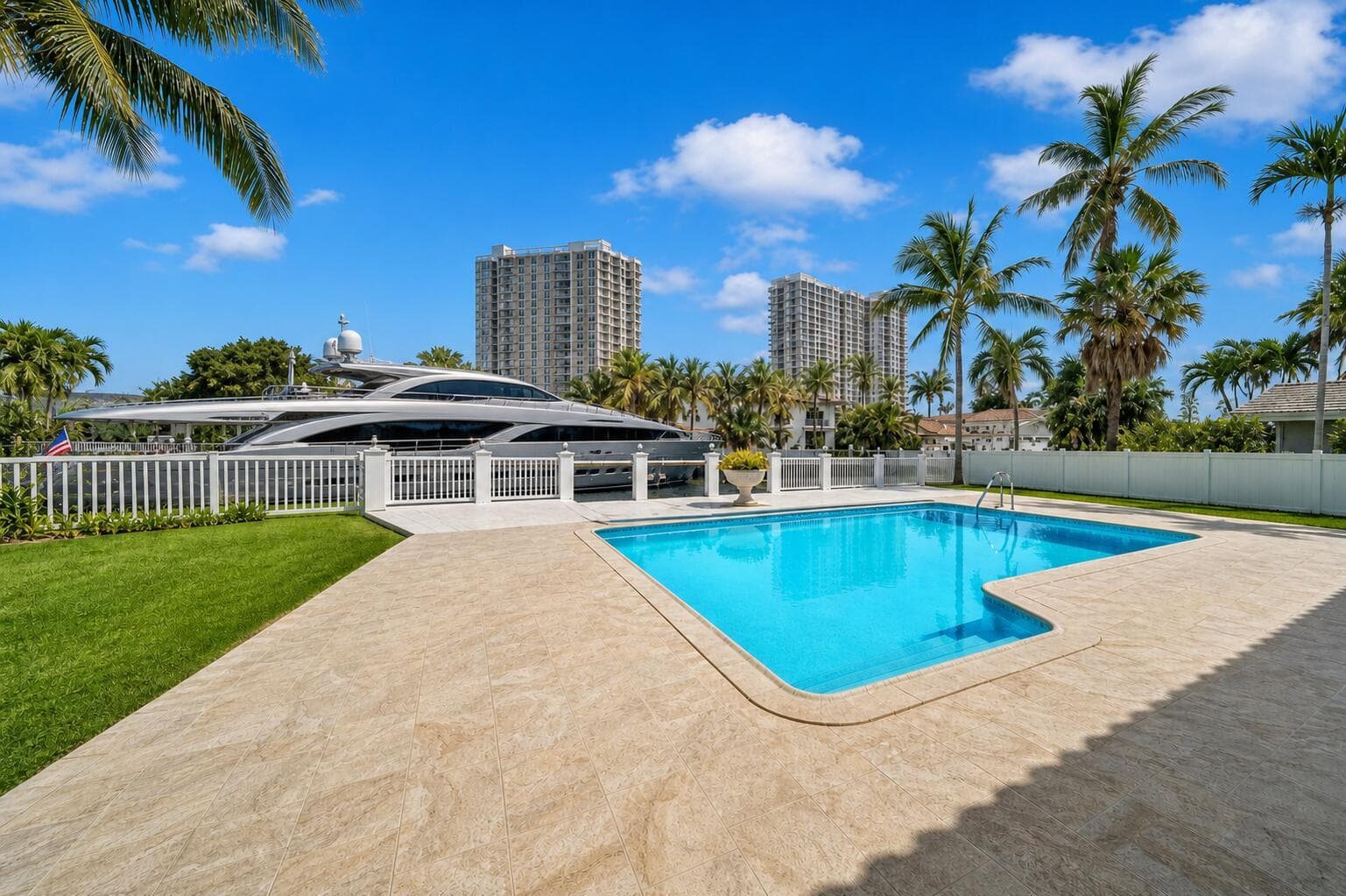 3341 NE 170th Street, North Miami Beach FL 33160 — 32