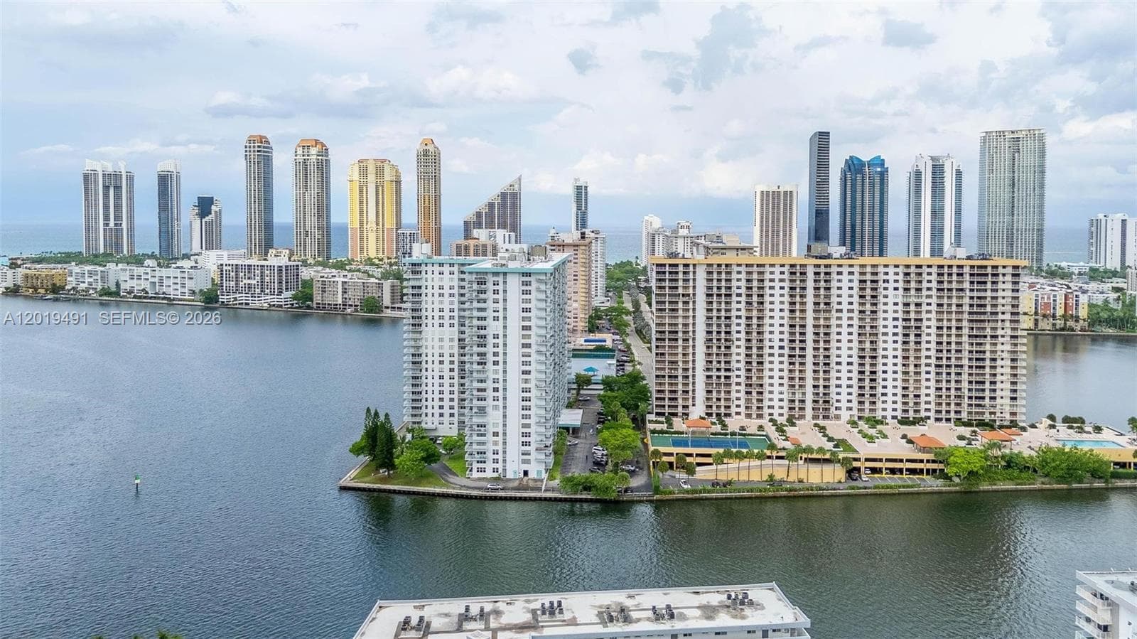 301 174 # 1503, Sunny Isles Beach FL 33160 — 30