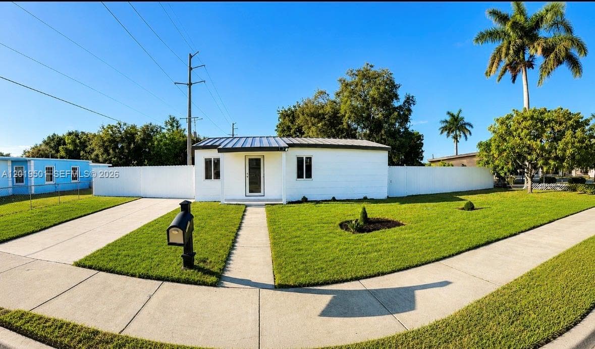 1881 NW 157th St, Miami Gardens FL 33054 — 4