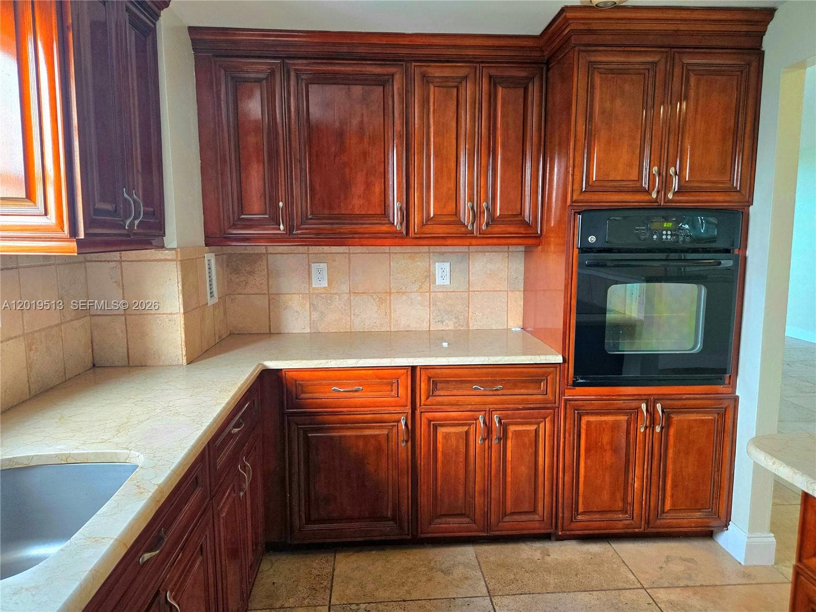1865 79 st  Cswy # i, North Bay Village FL 33141 — 5