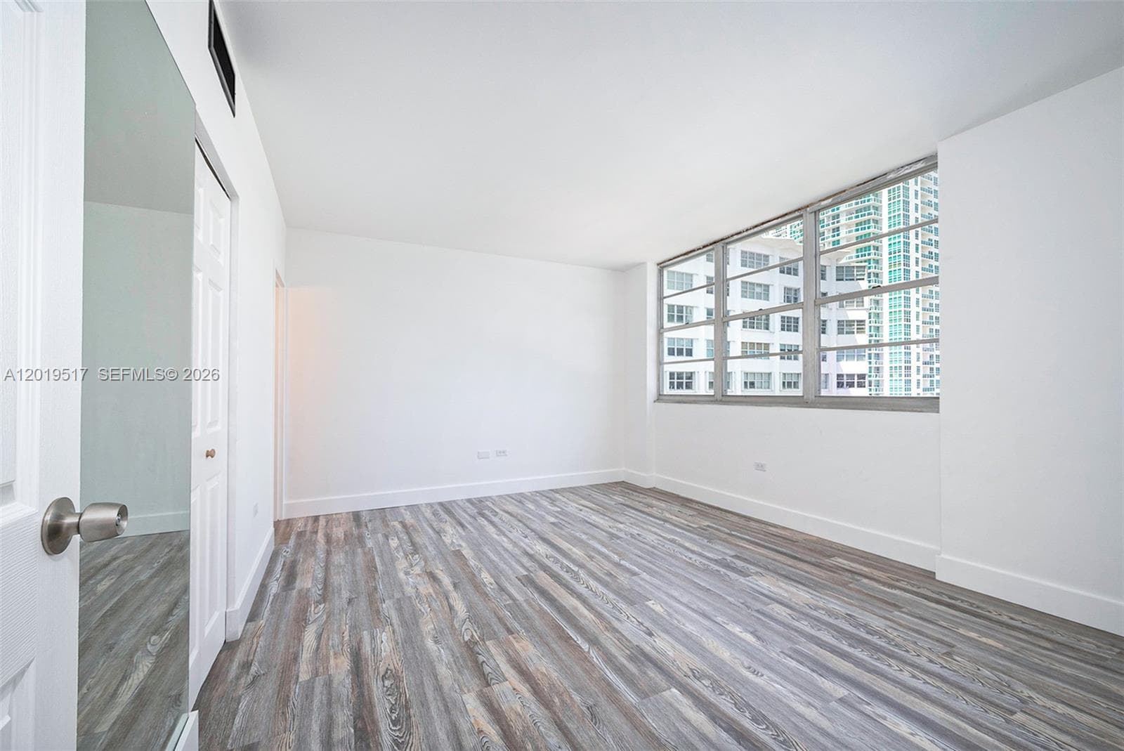 801 Brickell Bay Dr # 1662, Miami FL 33131 — 7