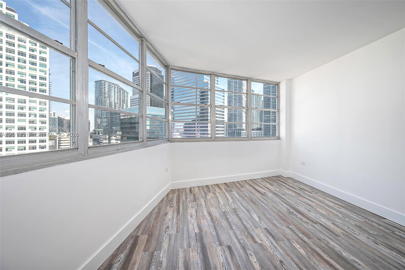 801 Brickell Bay Dr # 1662, Miami FL 33131 — 3