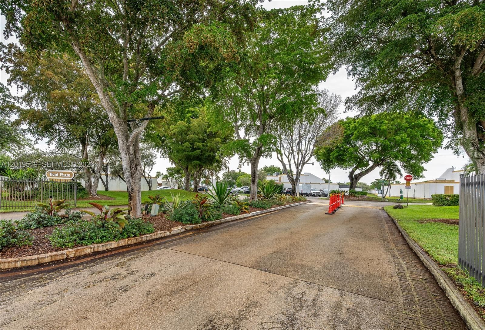 1220 SW 131st Place Cir W # 1220, Miami FL 33184 — 24