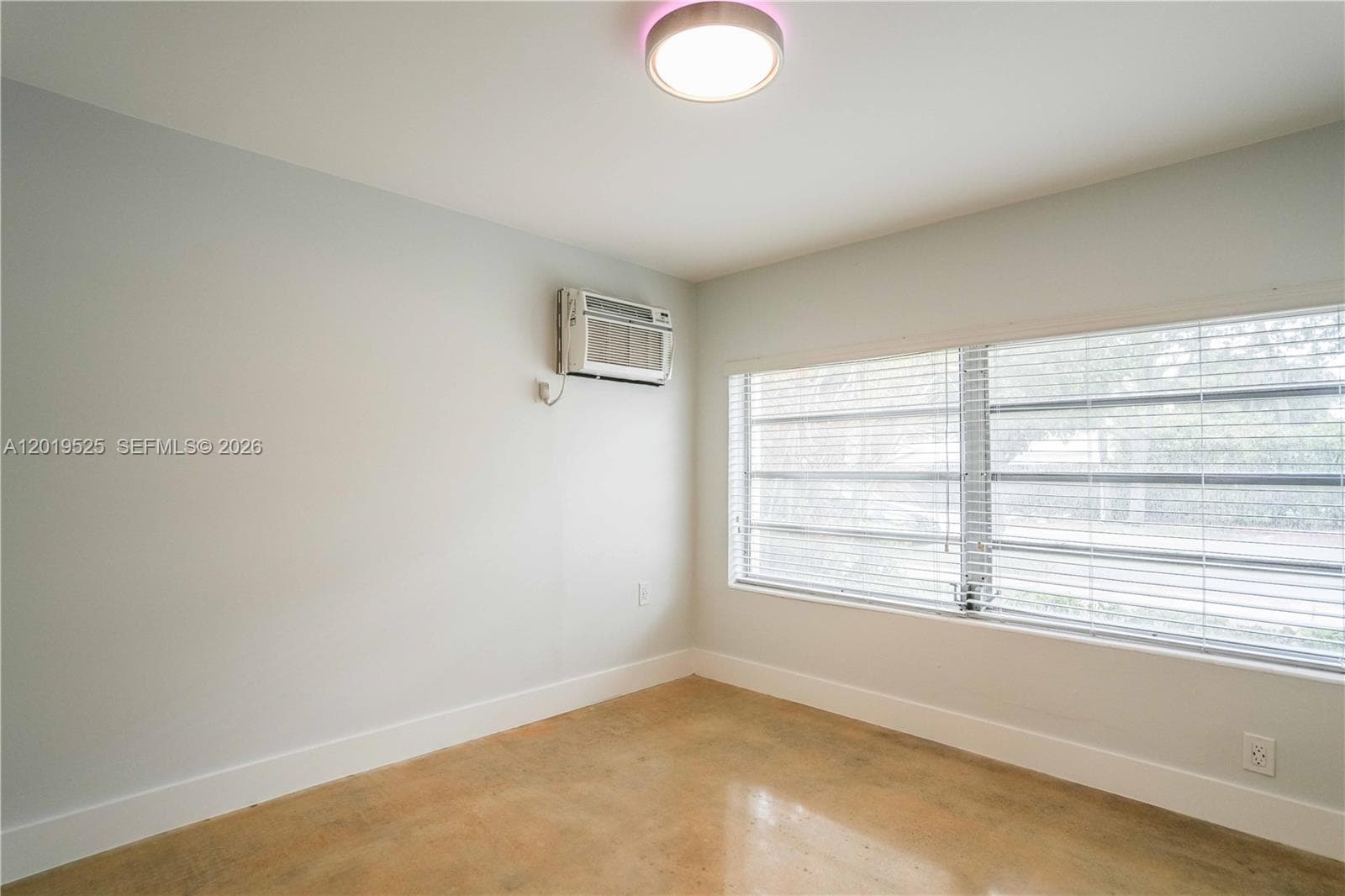 475 S Shore Dr, Miami Beach FL 33141 — 26