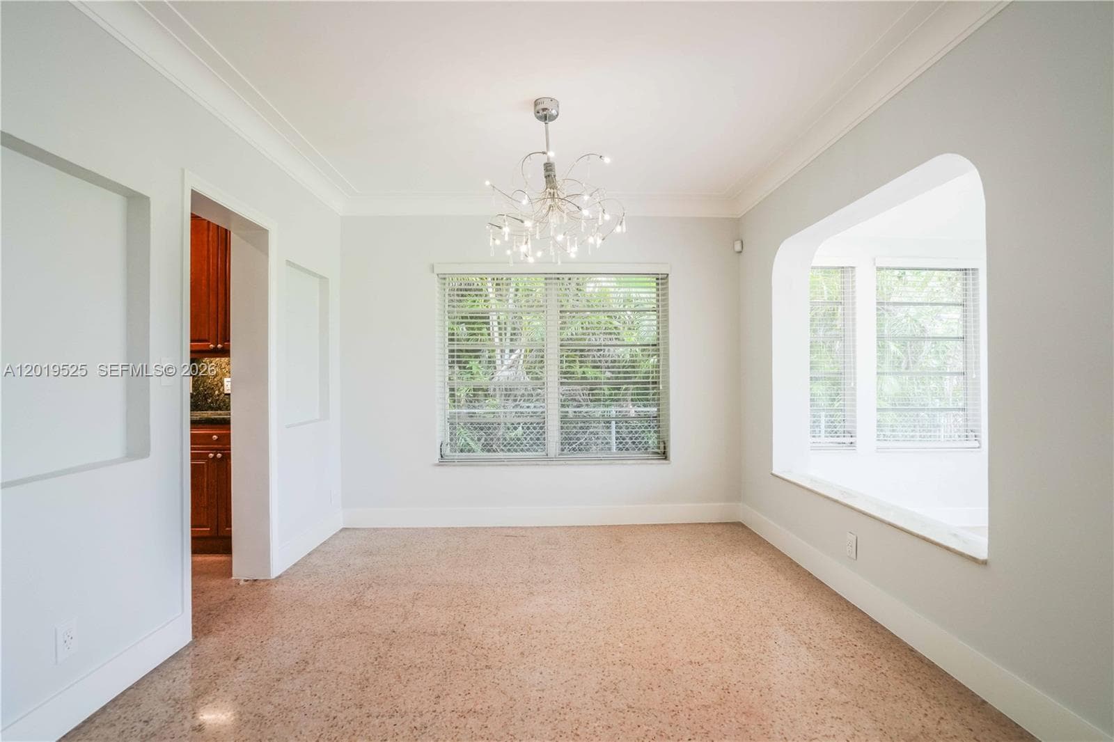 475 S Shore Dr, Miami Beach FL 33141 — 10