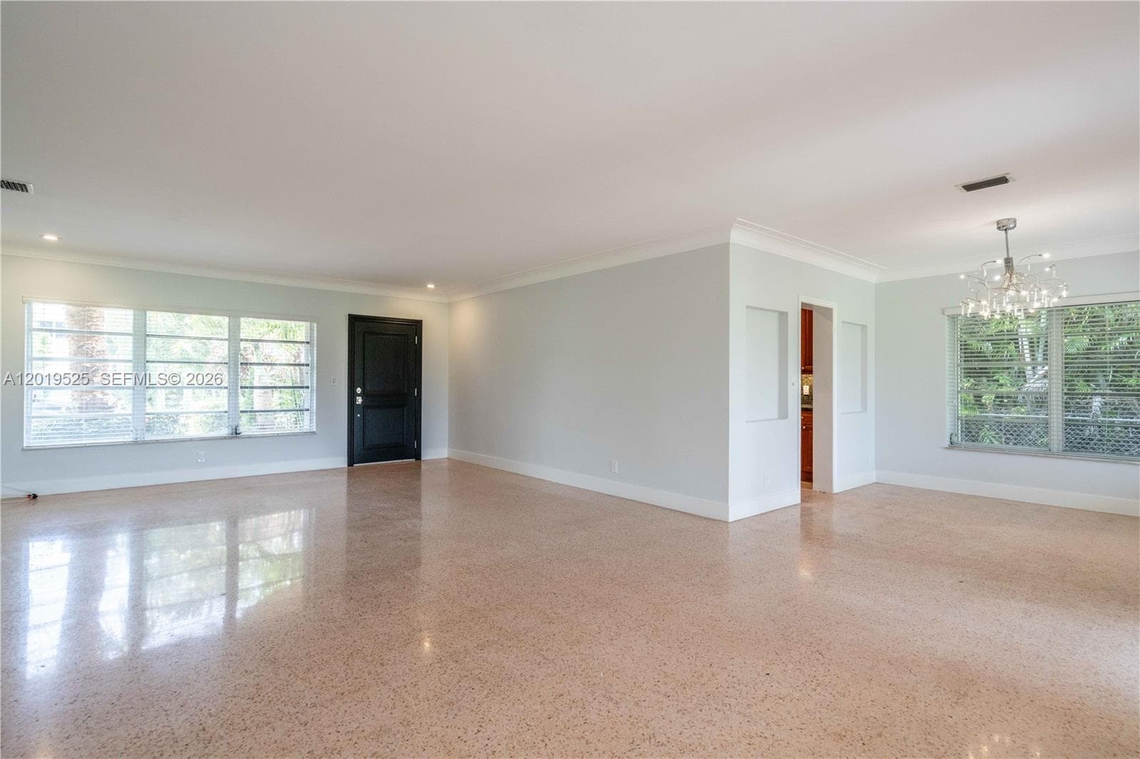 475 S Shore Dr, Miami Beach FL 33141 — 8