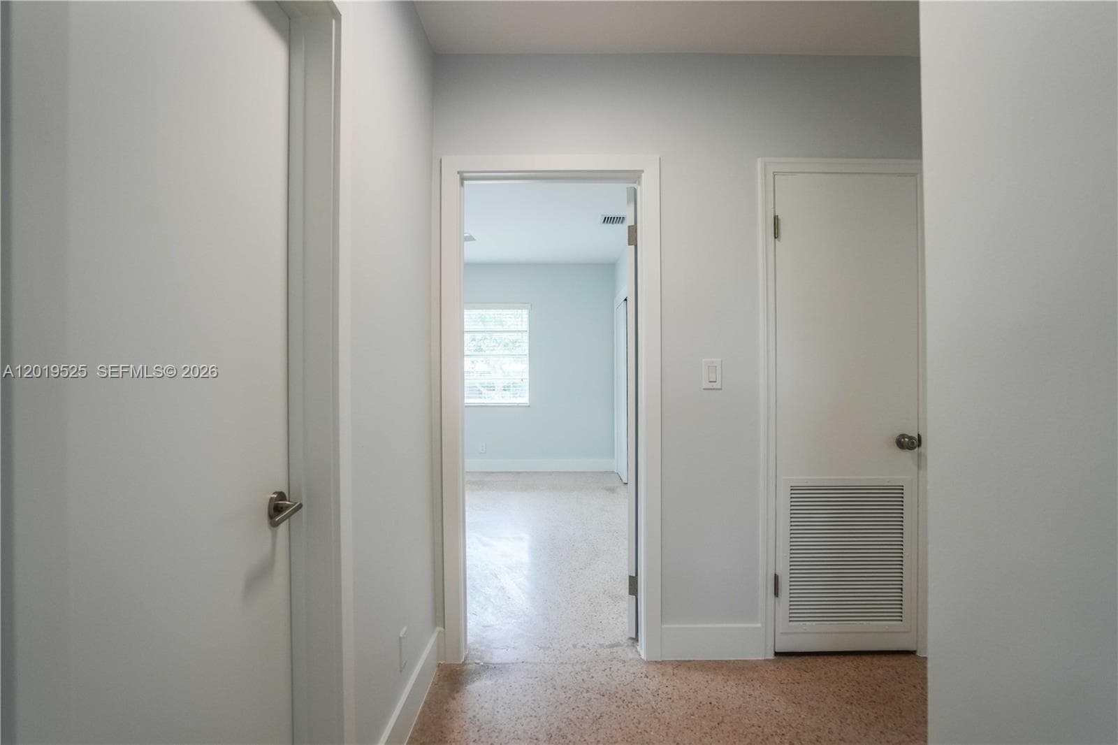 475 S Shore Dr, Miami Beach FL 33141 — 25