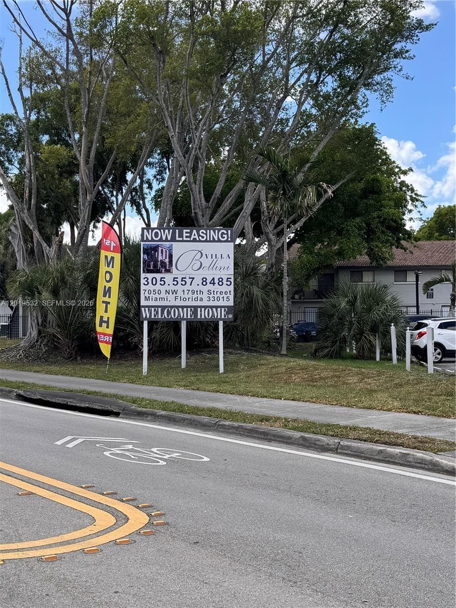 7115 NW 179th St # 207, Hialeah FL 33015 — 2