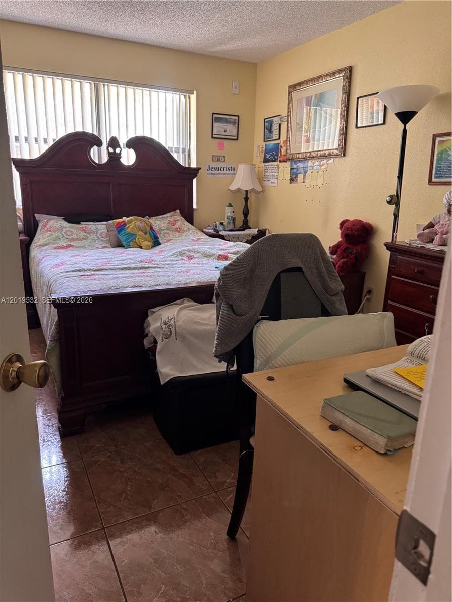 7115 NW 179th St # 207, Hialeah FL 33015 — 12
