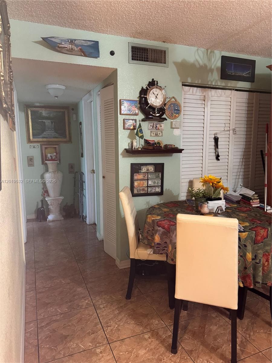 7115 NW 179th St # 207, Hialeah FL 33015 — 10