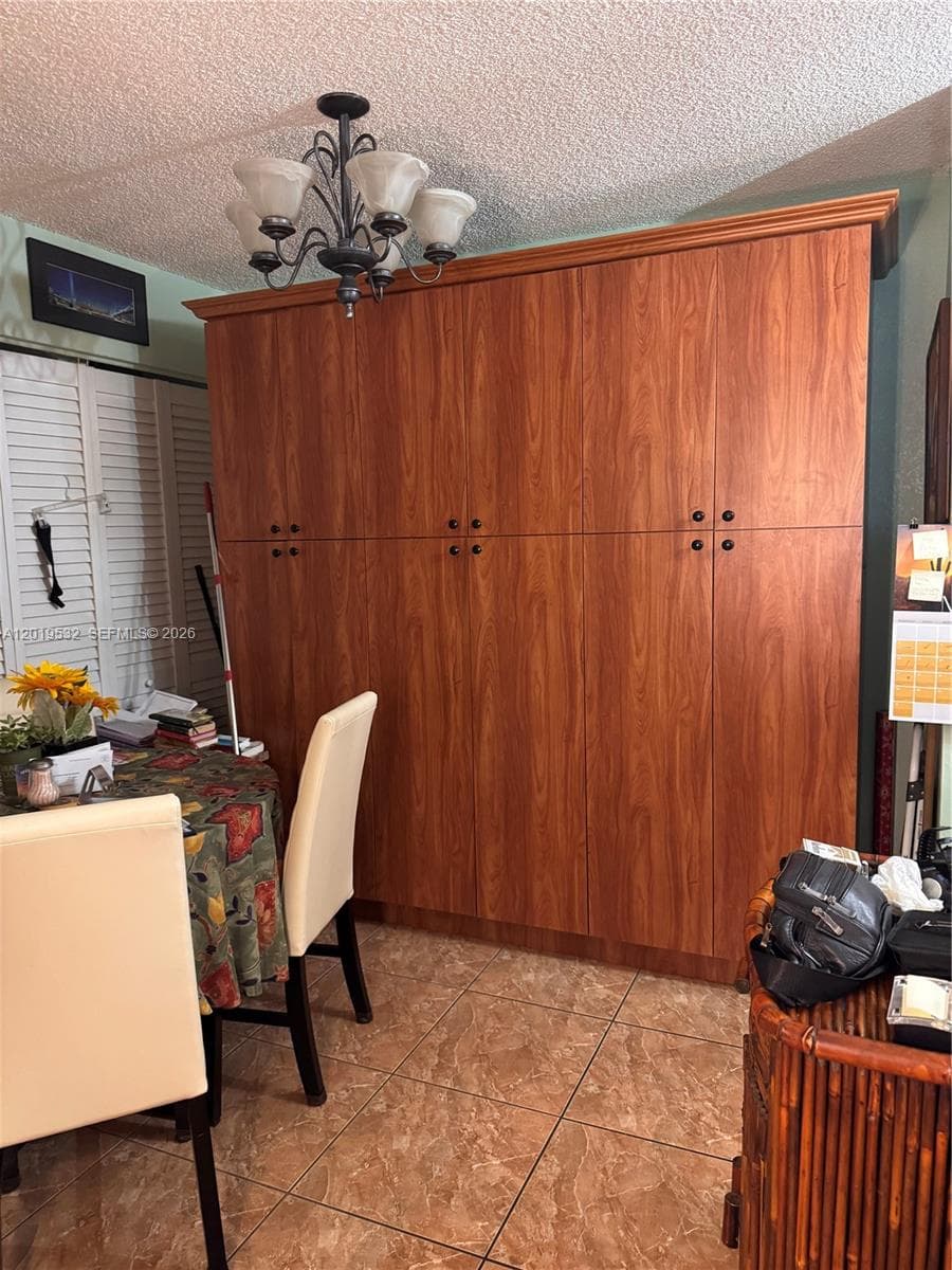 7115 NW 179th St # 207, Hialeah FL 33015 — 8
