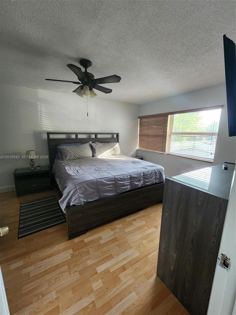 6931 SW 111th Ct, Miami FL 33173 — 23