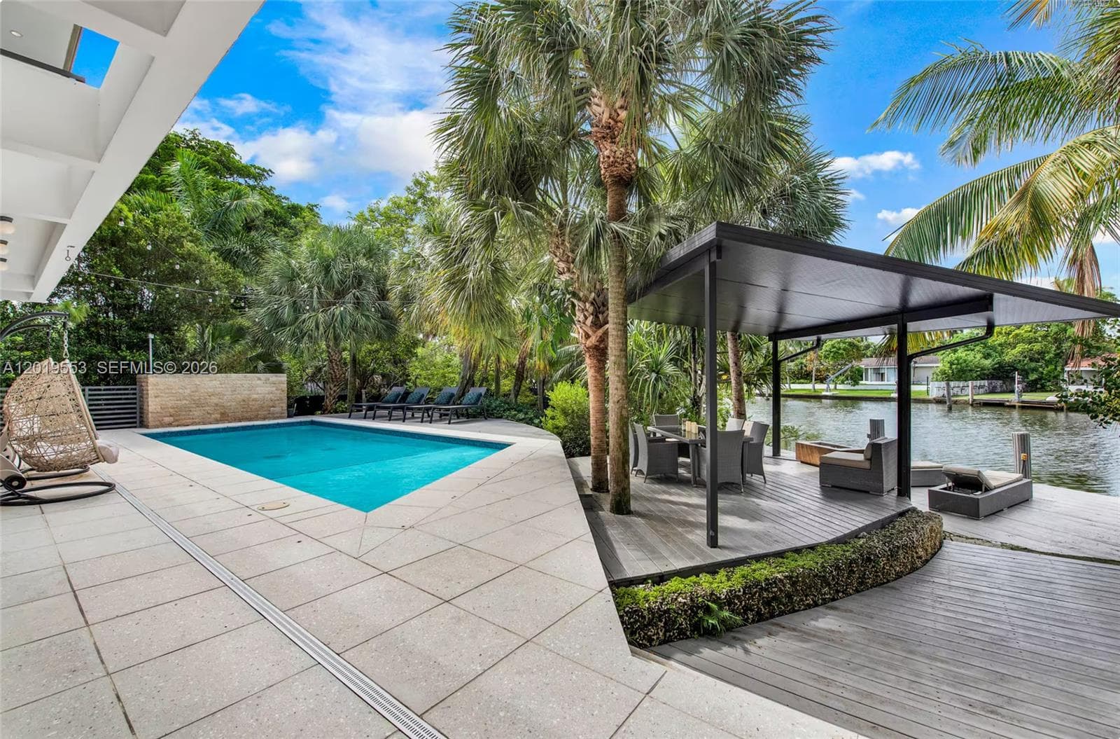 994-990 NE 78th, Miami FL 33138 — 62