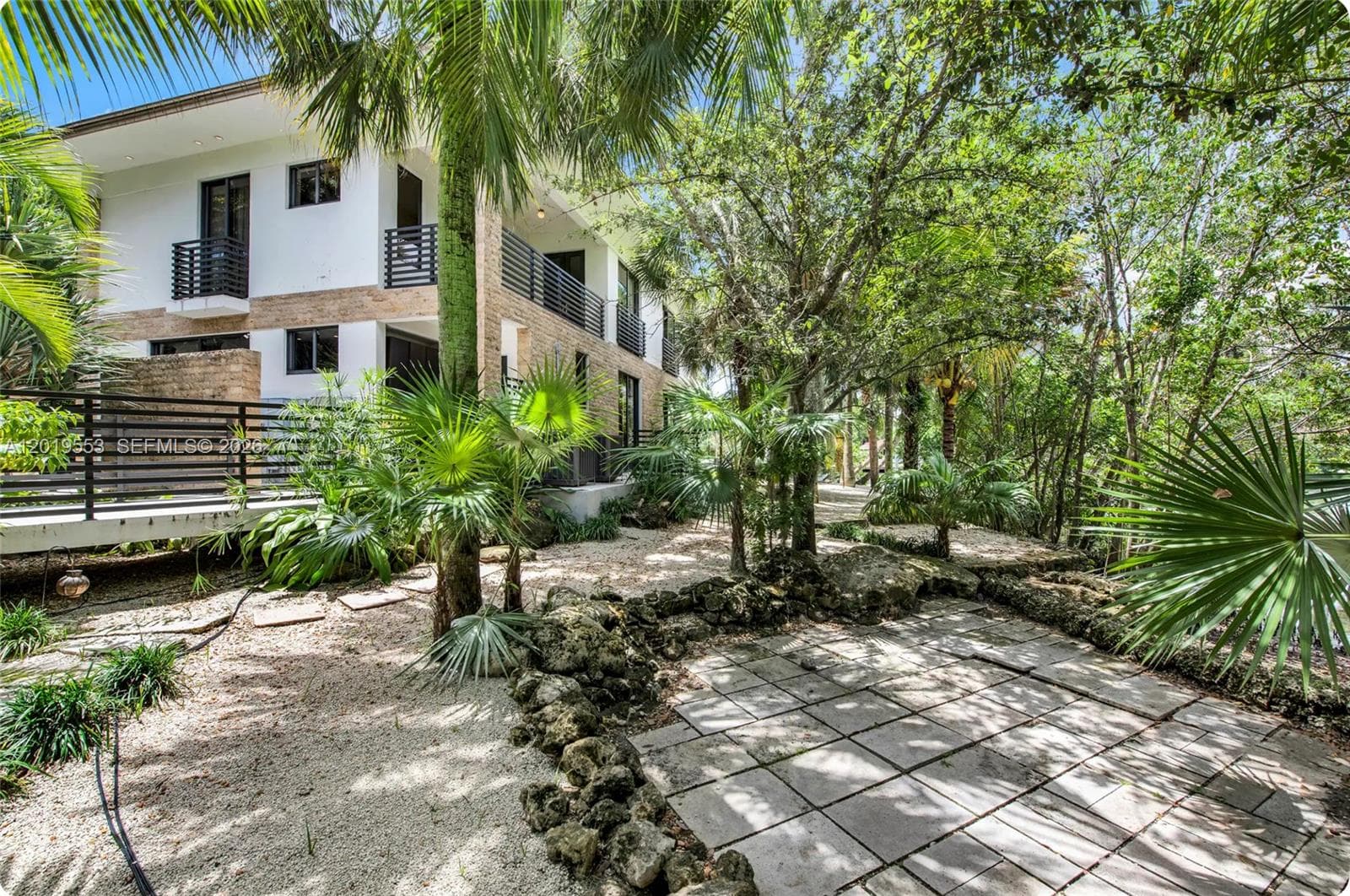 994-990 NE 78th, Miami FL 33138 — 47