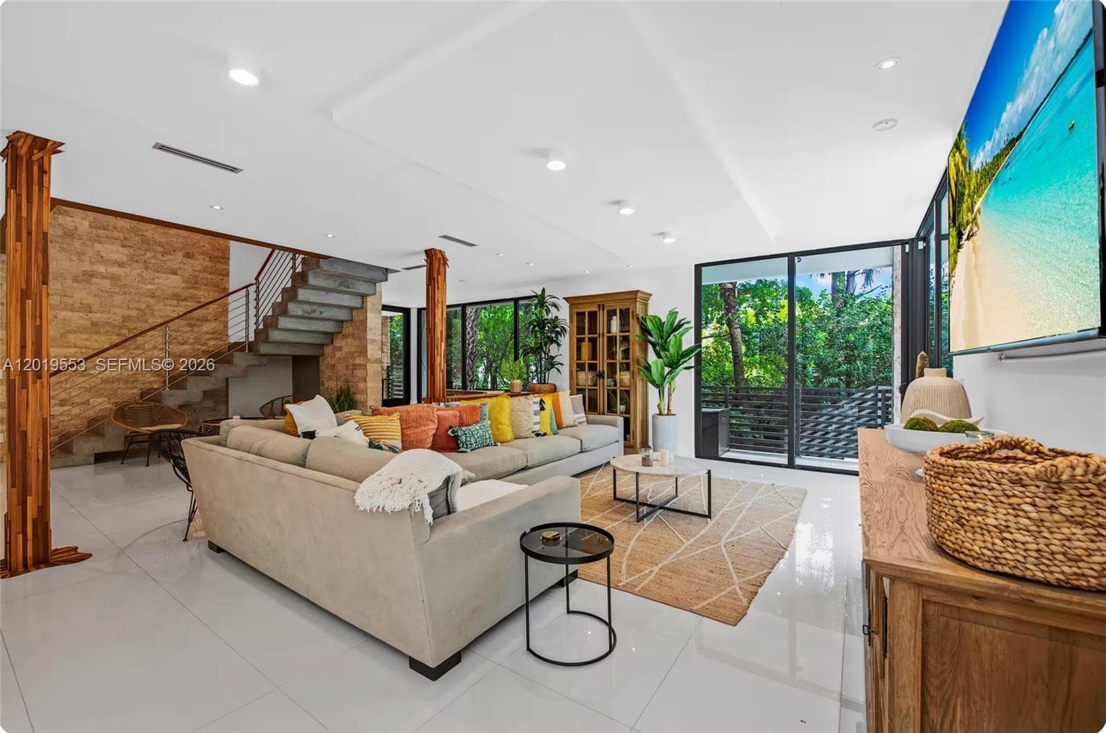 994-990 NE 78th, Miami FL 33138 — 16