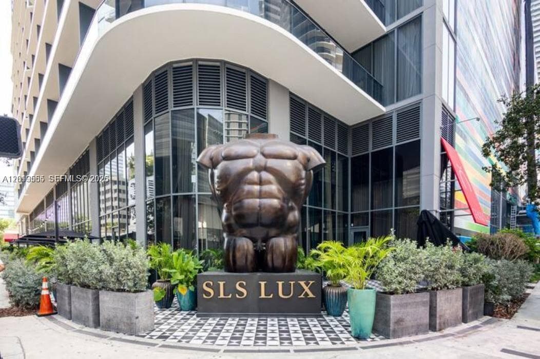 801 S Miami Ave # 1703, Miami FL 33130 — 1