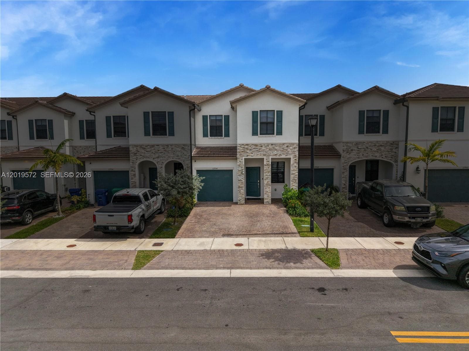 12954 SW 231st St, Miami FL 33170 — 23