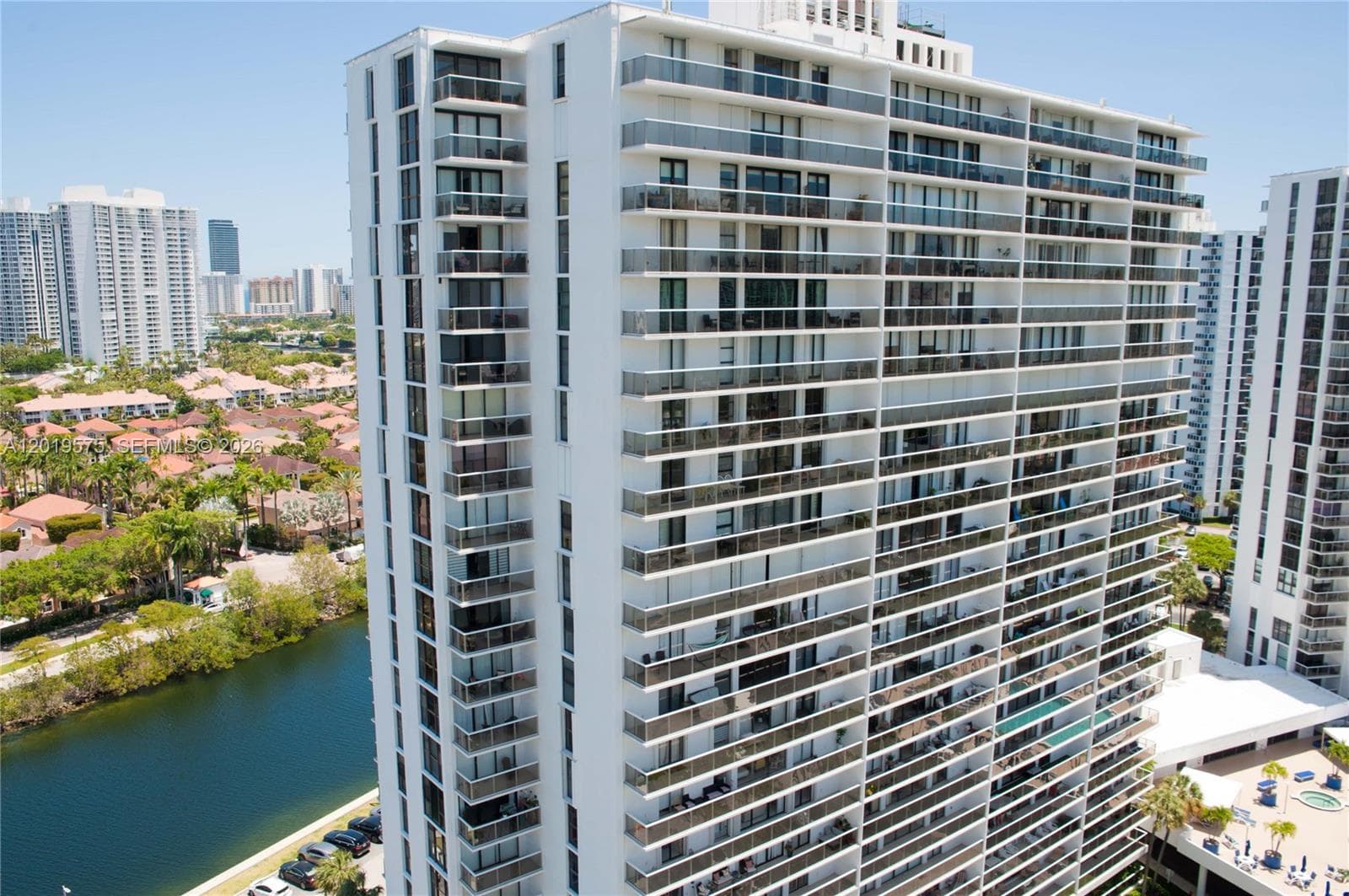 3675 N Country Club Dr # 1903, Aventura FL 33180 — 12